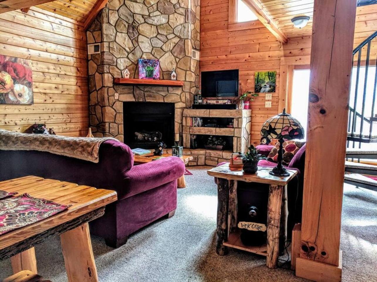 גטלינבורג Romantic, Honeymoon Cabin In The Smokies! מראה חיצוני תמונה